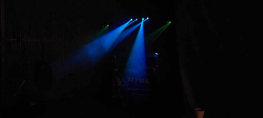 DJ Falk in Dunkel